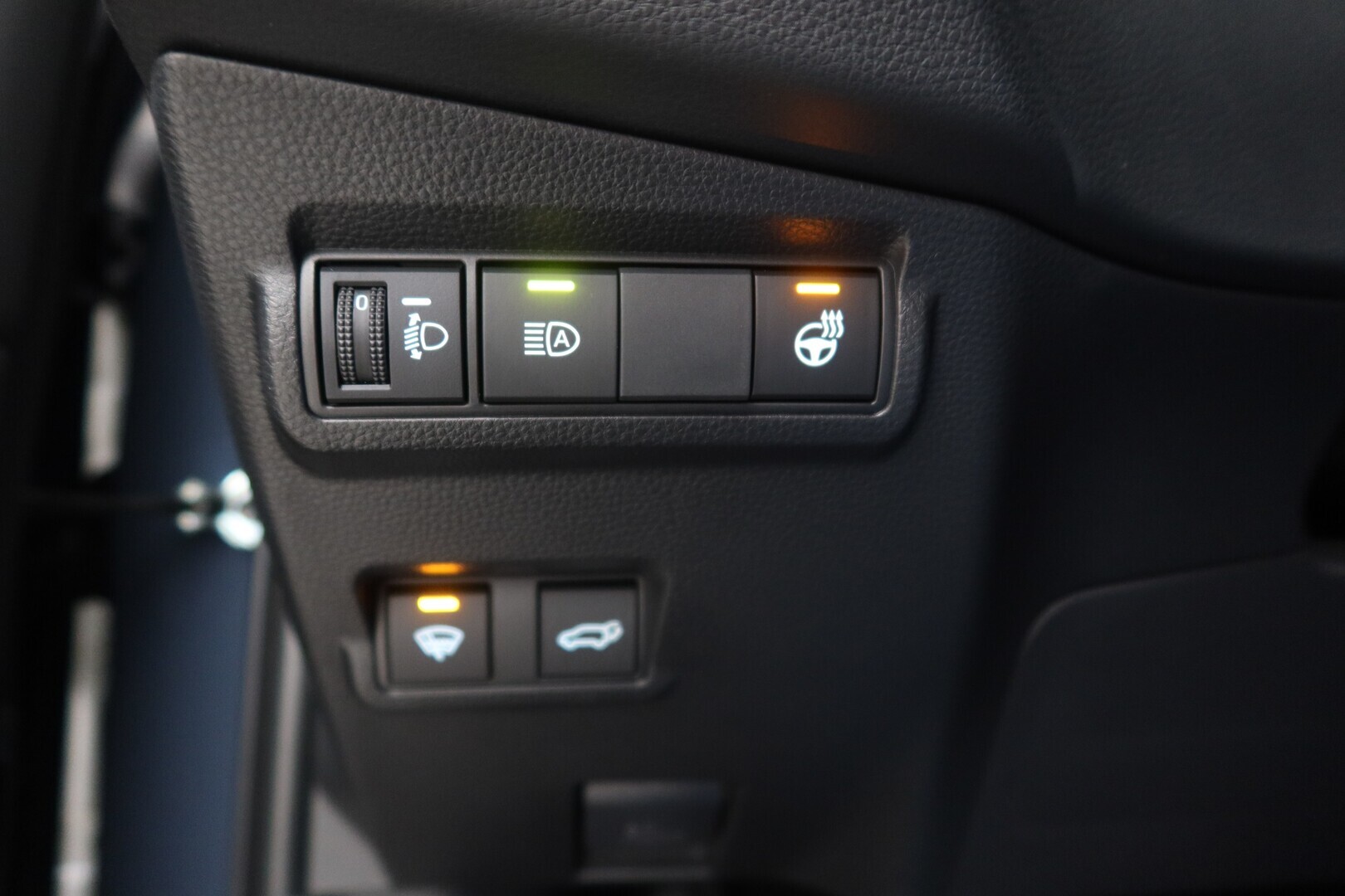 TOYOTA Corolla Cross 2025