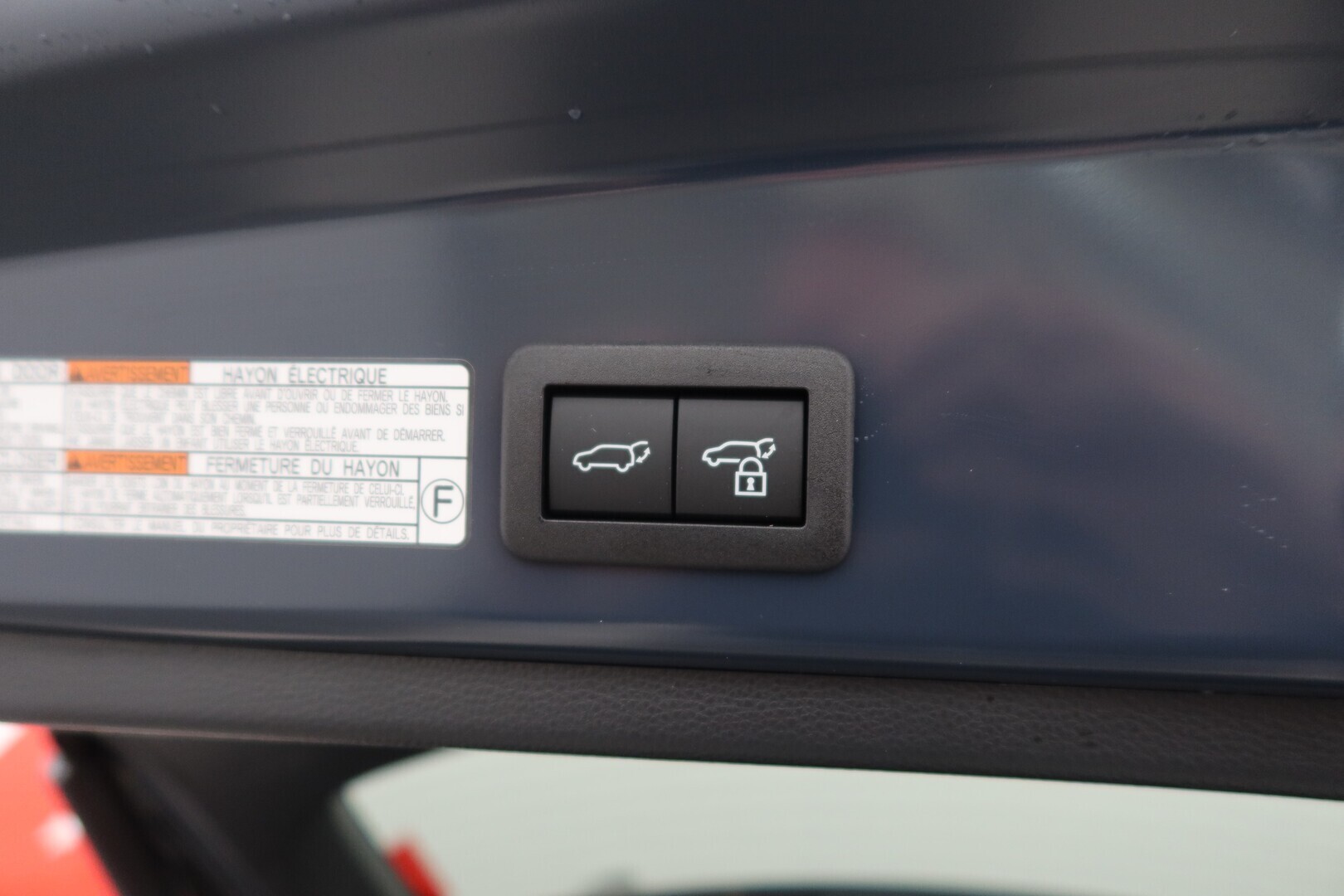 TOYOTA Corolla Cross 2025