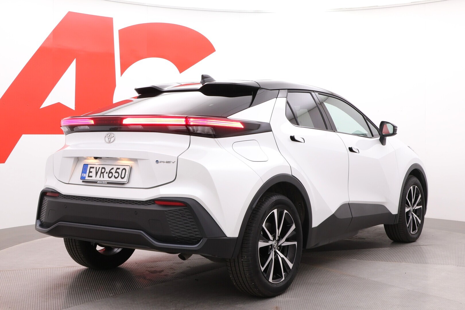 TOYOTA C-HR 2025
