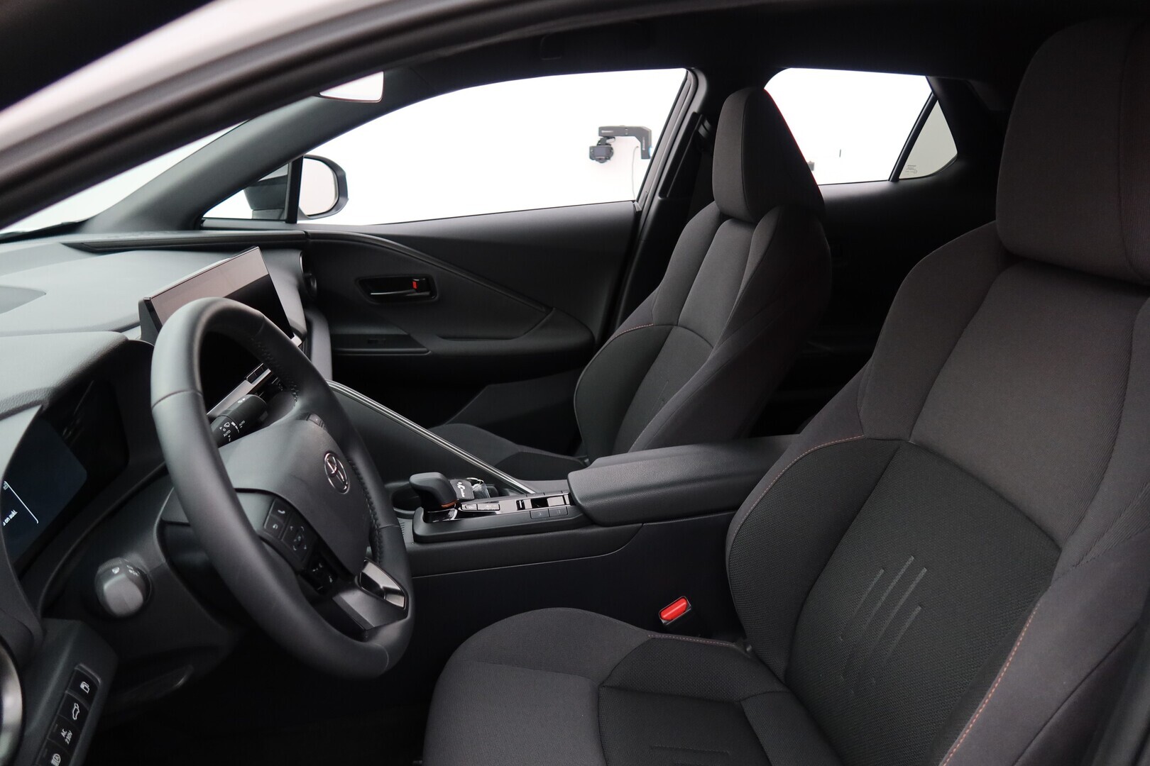TOYOTA C-HR 2025