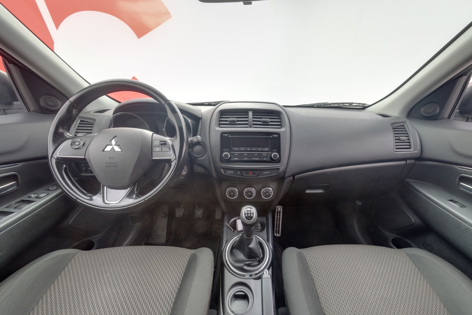 MITSUBISHI ASX 2016