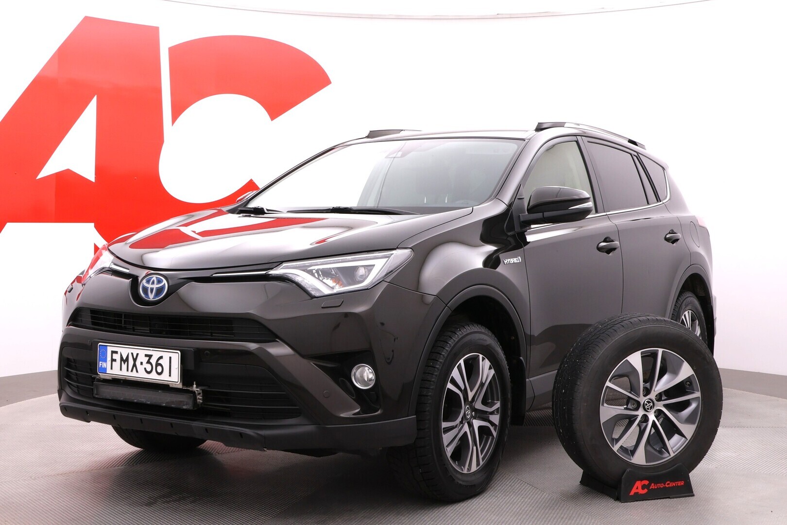 TOYOTA RAV4 2018