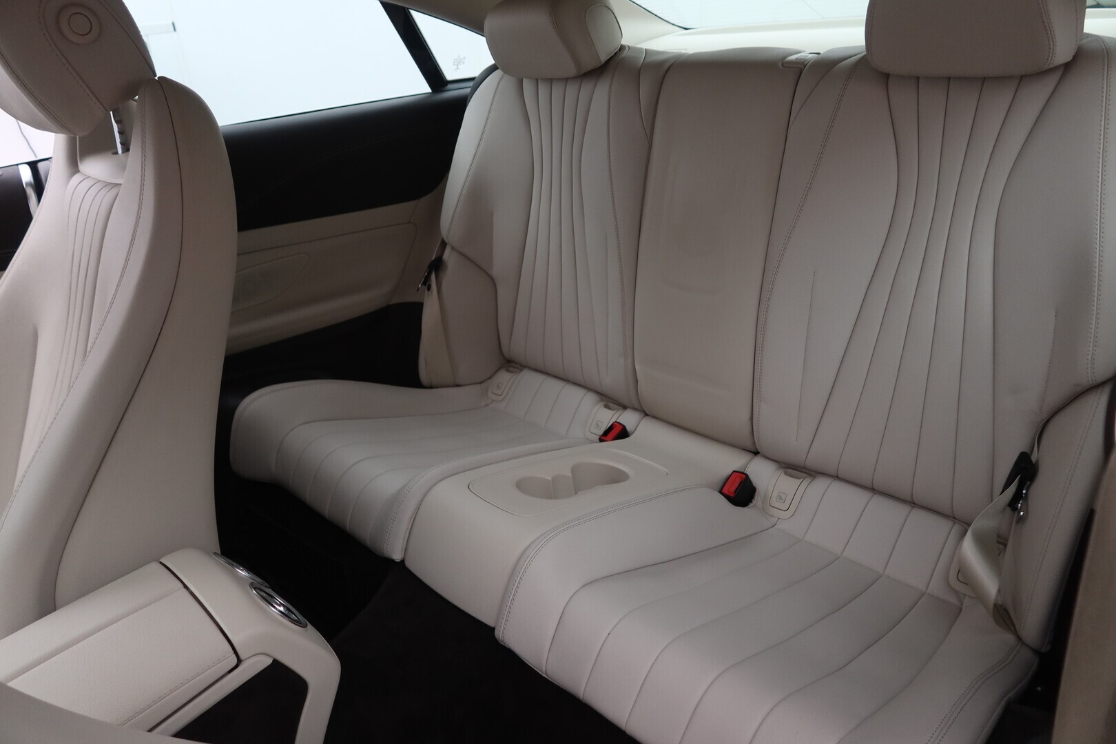 MERCEDES-BENZ E 2018