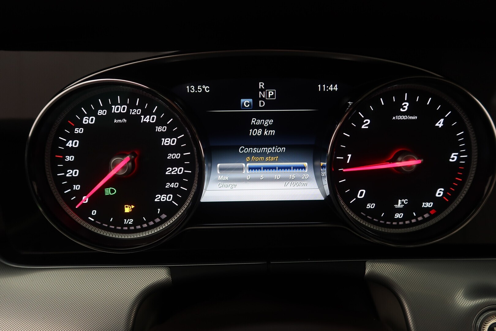 MERCEDES-BENZ E 2018