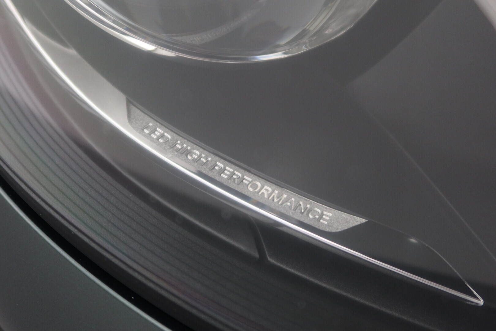 MERCEDES-BENZ E 2018