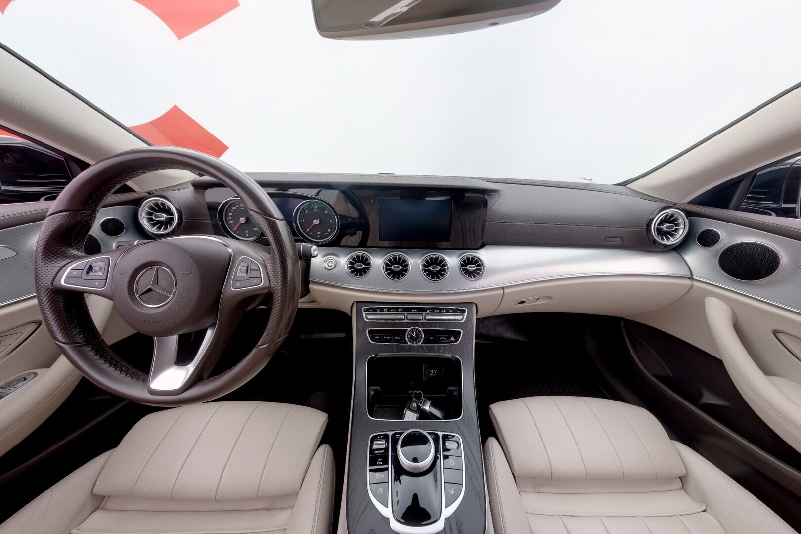 MERCEDES-BENZ E 2018