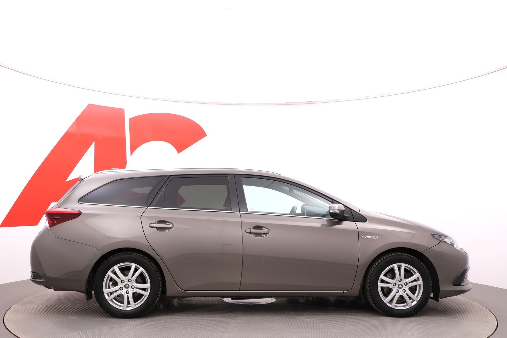 TOYOTA Auris 2018