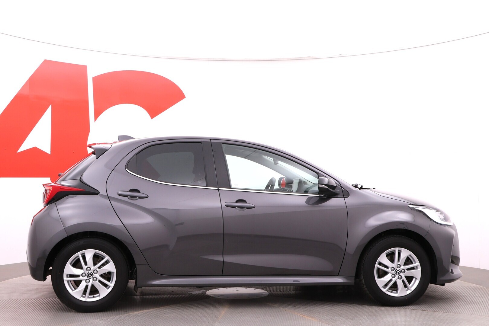 MAZDA 2 2023