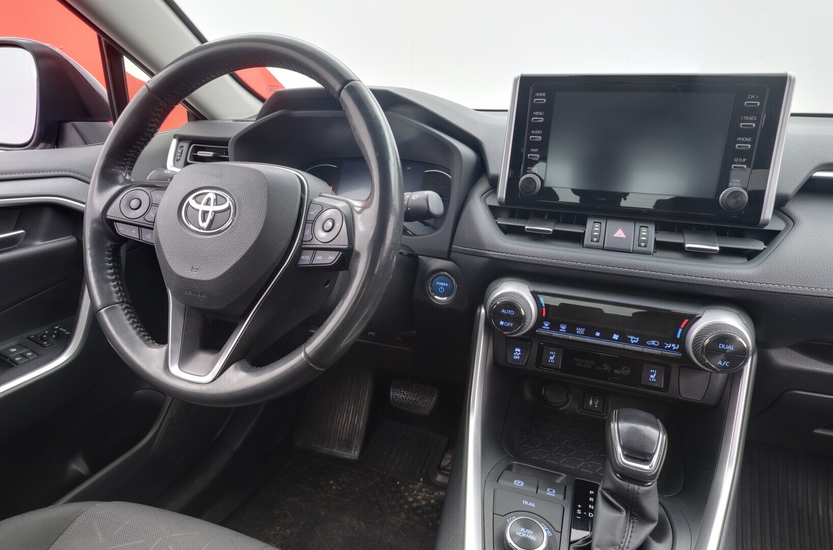 TOYOTA RAV4 2019