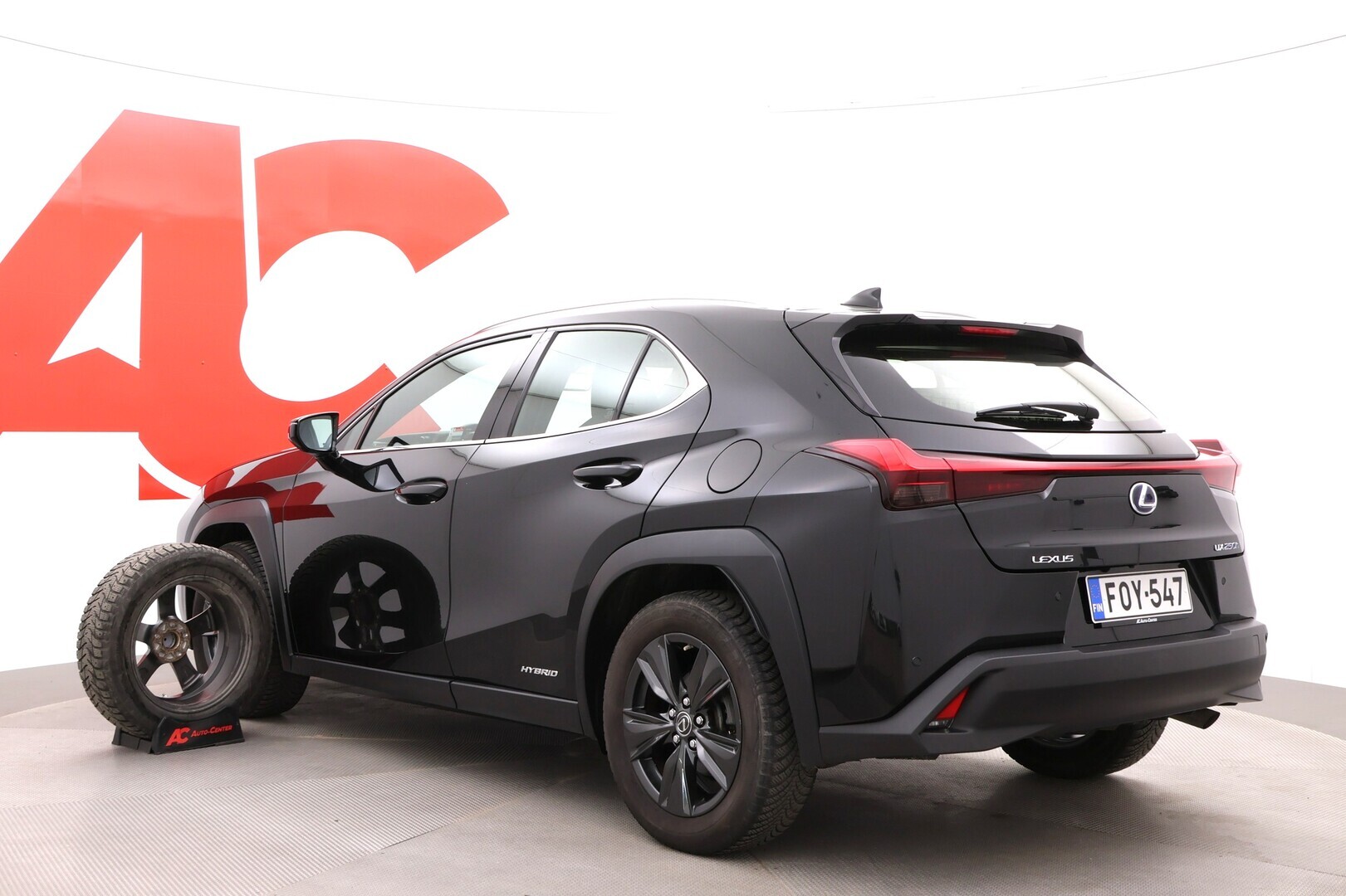LEXUS UX 2020