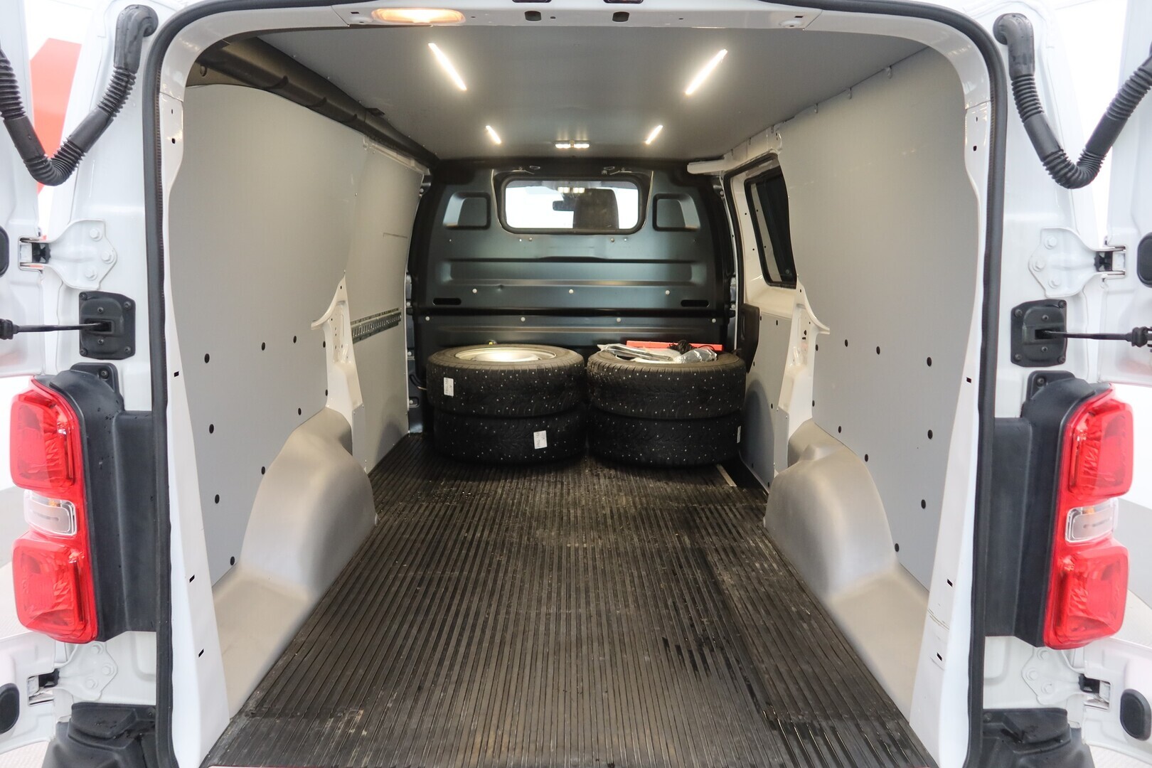 TOYOTA Proace 2023