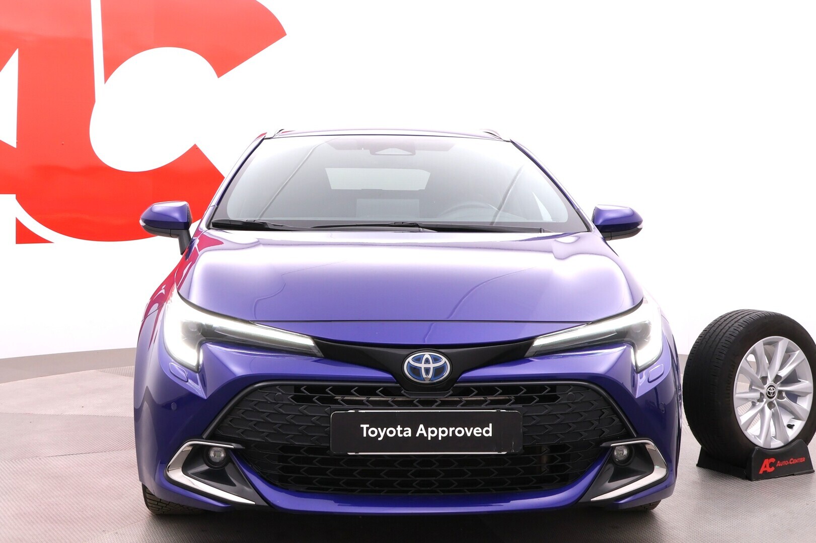 TOYOTA Corolla 2024