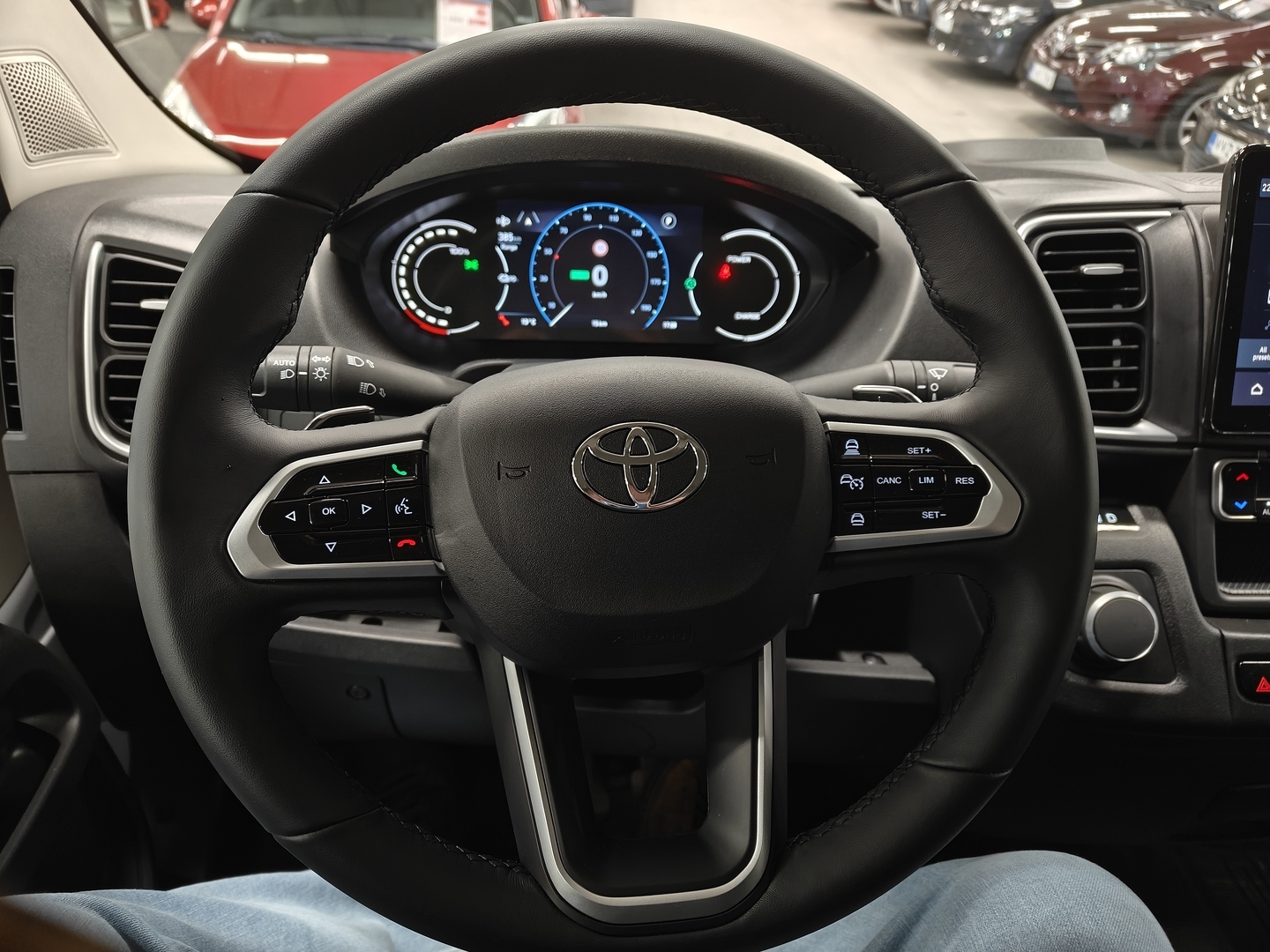 TOYOTA Proace MAX 2025