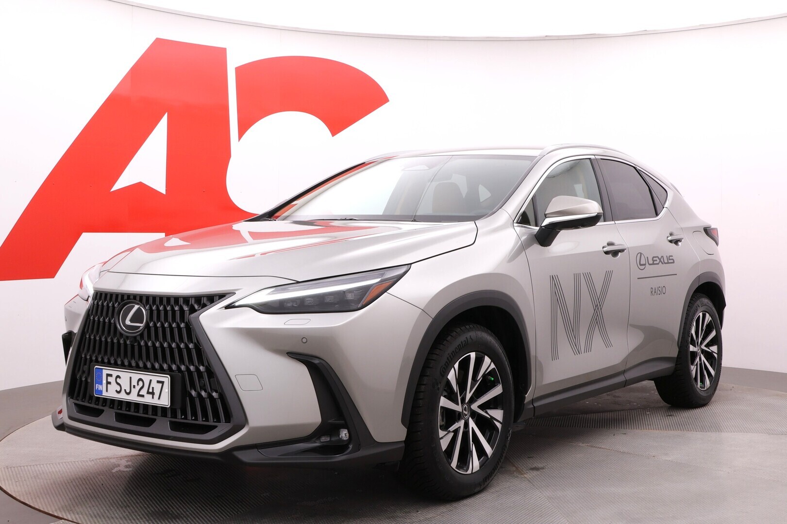 LEXUS NX 2025