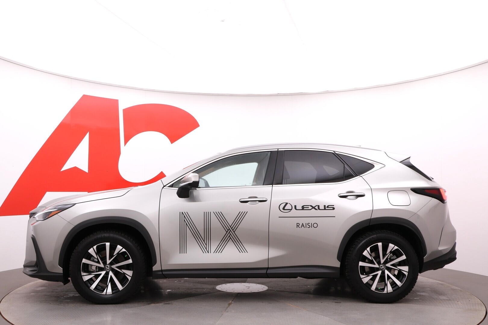 LEXUS NX 2025