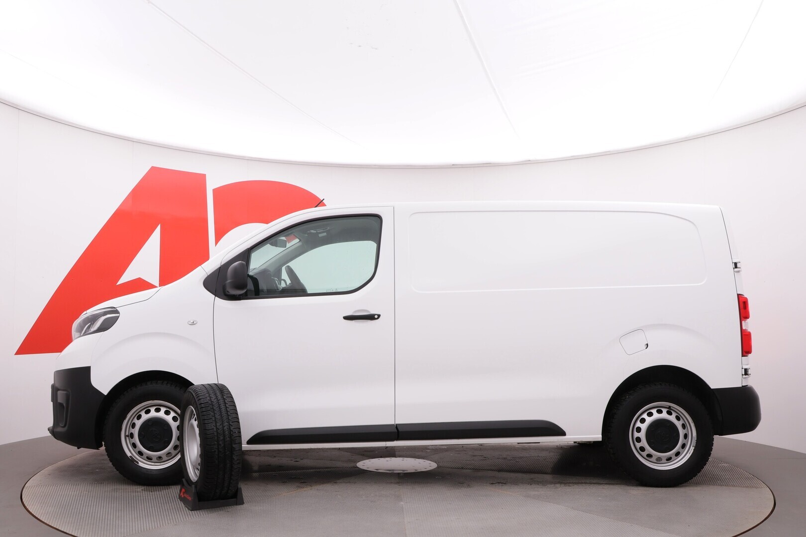 TOYOTA Proace 2021