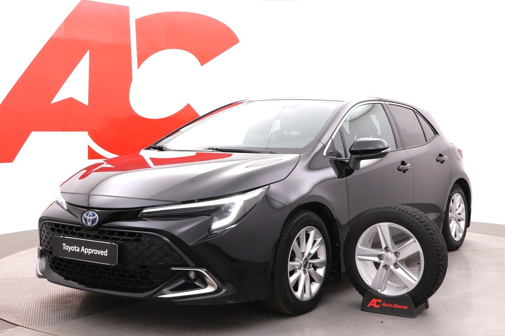 TOYOTA Corolla 2023