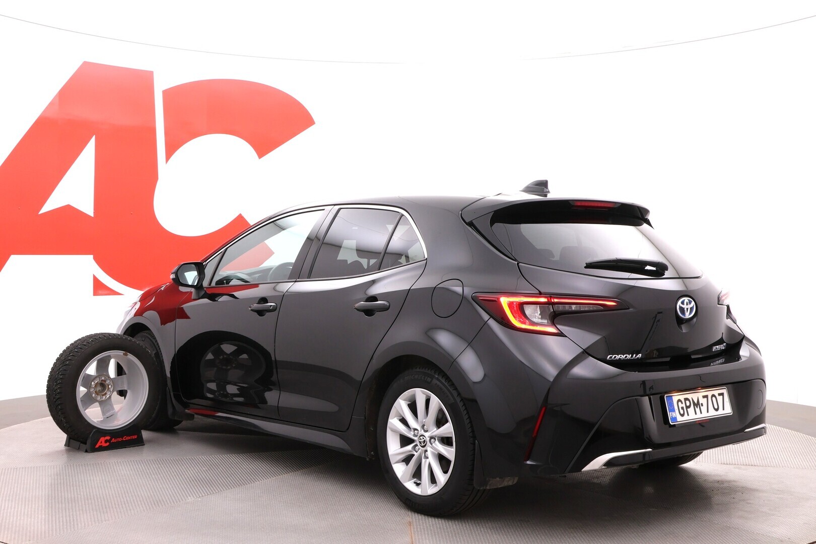 TOYOTA Corolla 2023