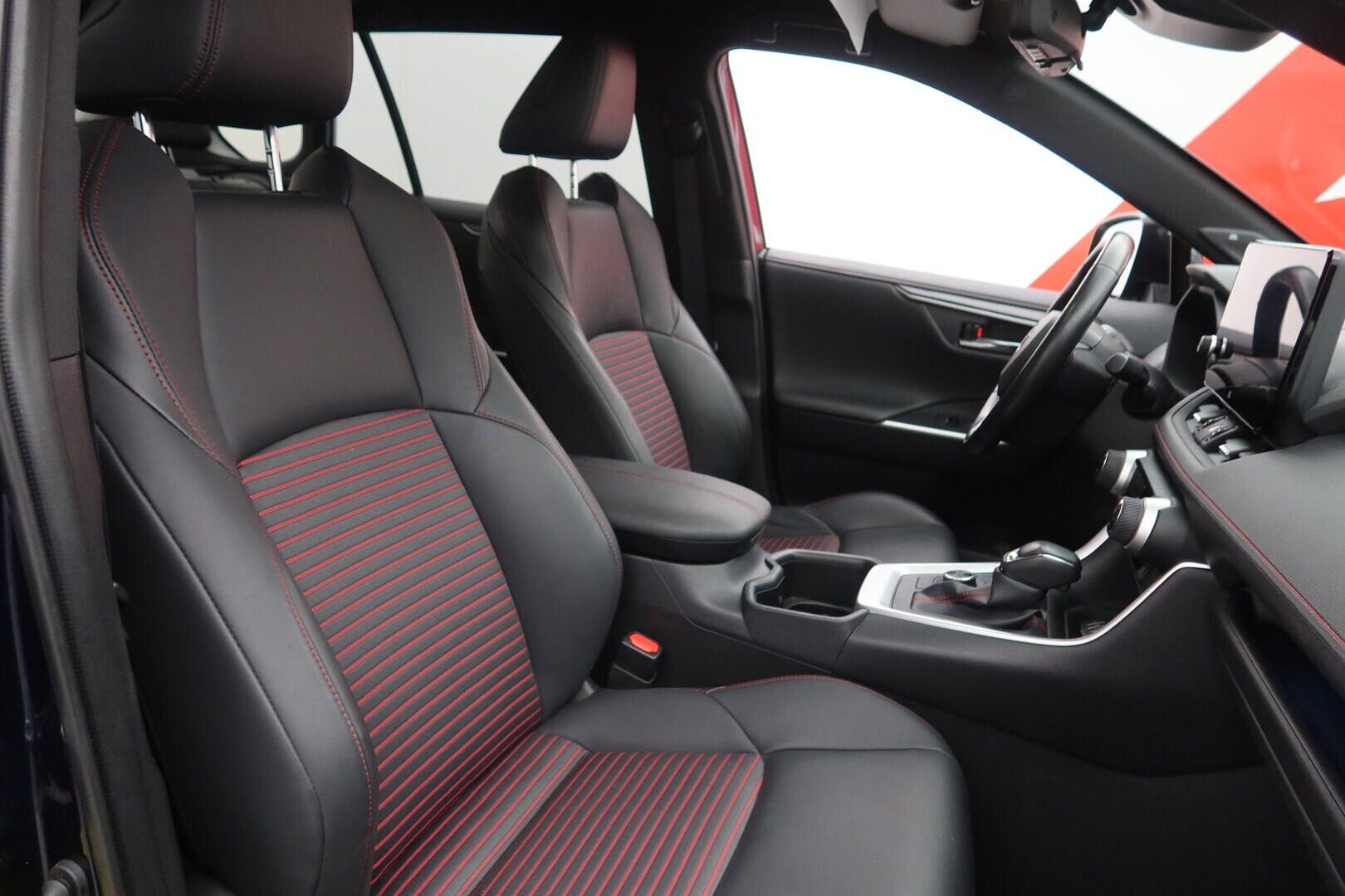 TOYOTA RAV4 Plug-in 2023