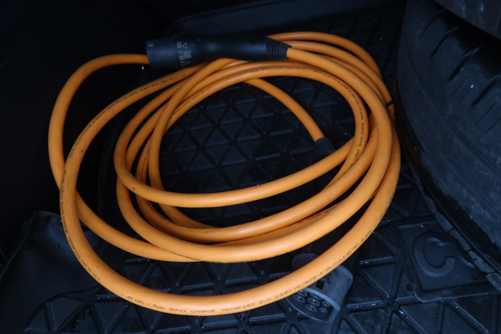 TOYOTA RAV4 Plug-in 2023