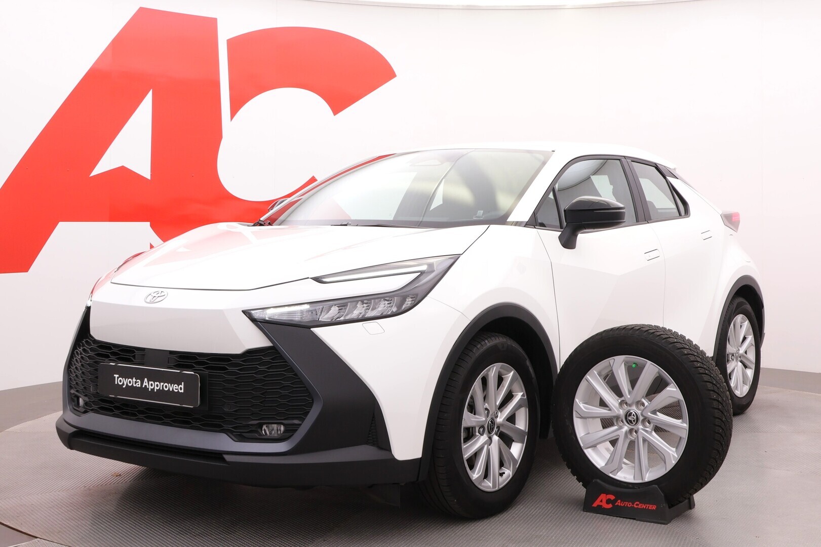 TOYOTA C-HR 2025