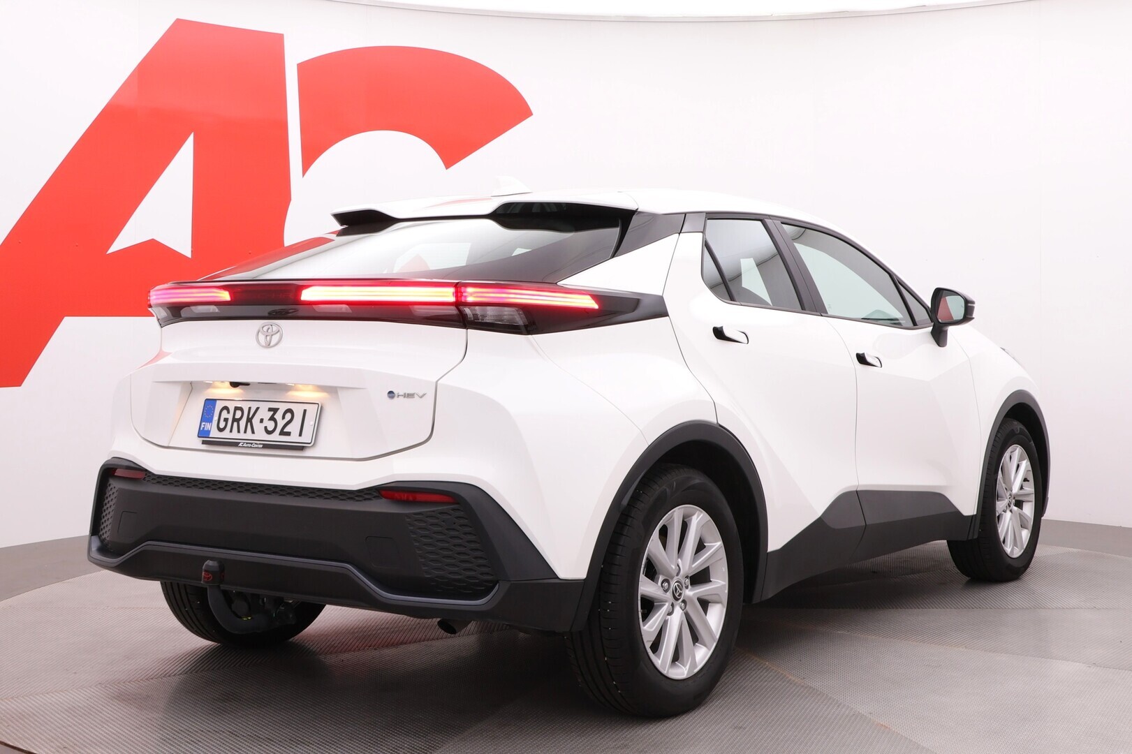 TOYOTA C-HR 2025