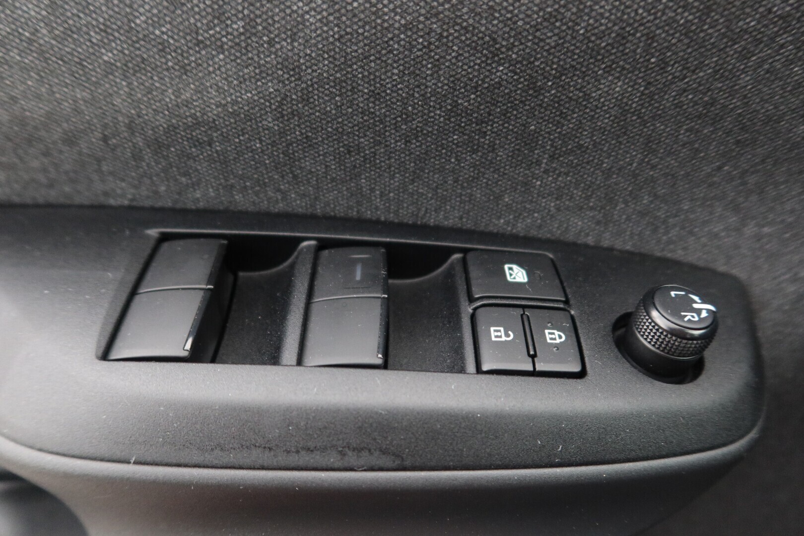 TOYOTA Yaris 2021