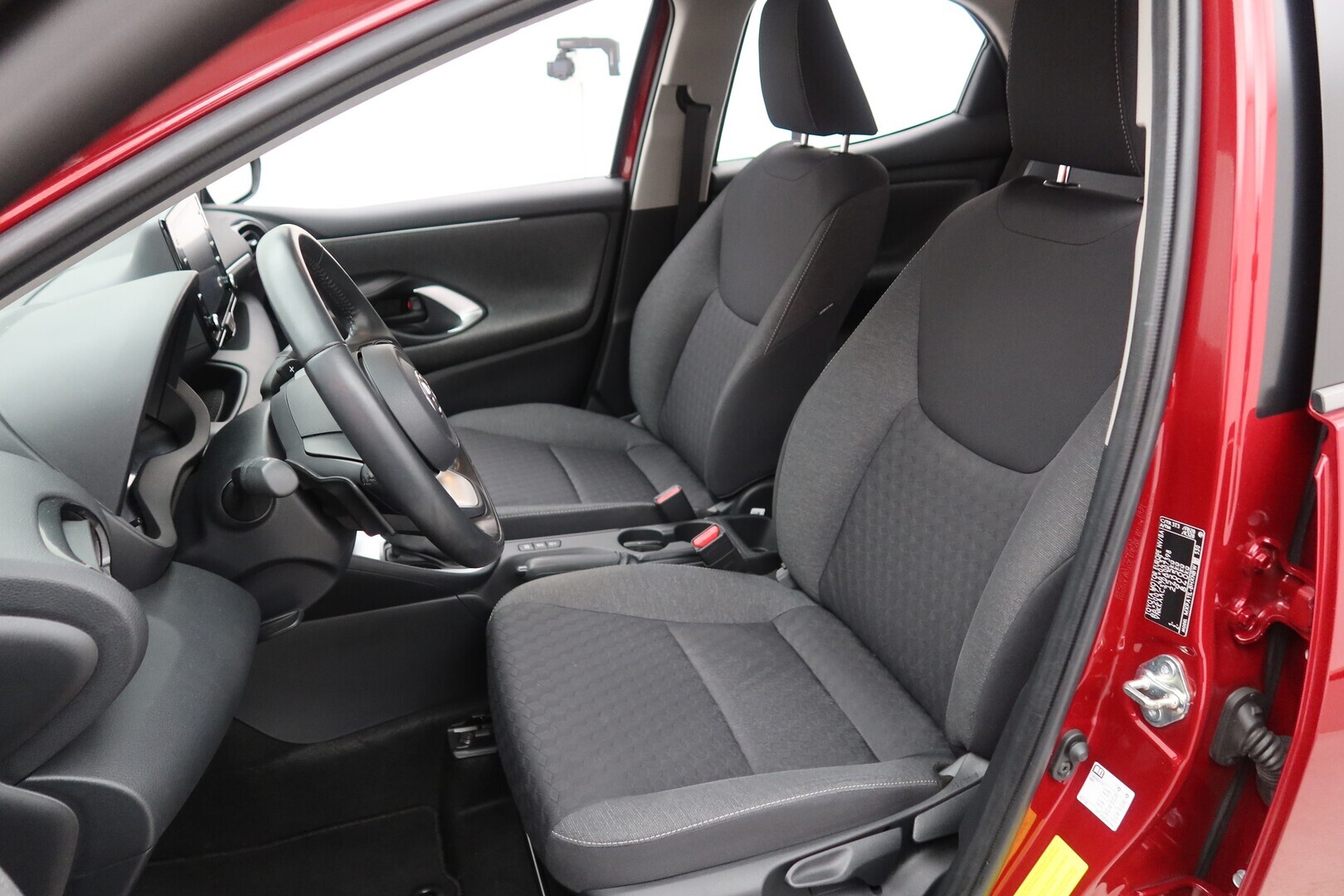 TOYOTA Yaris 2021