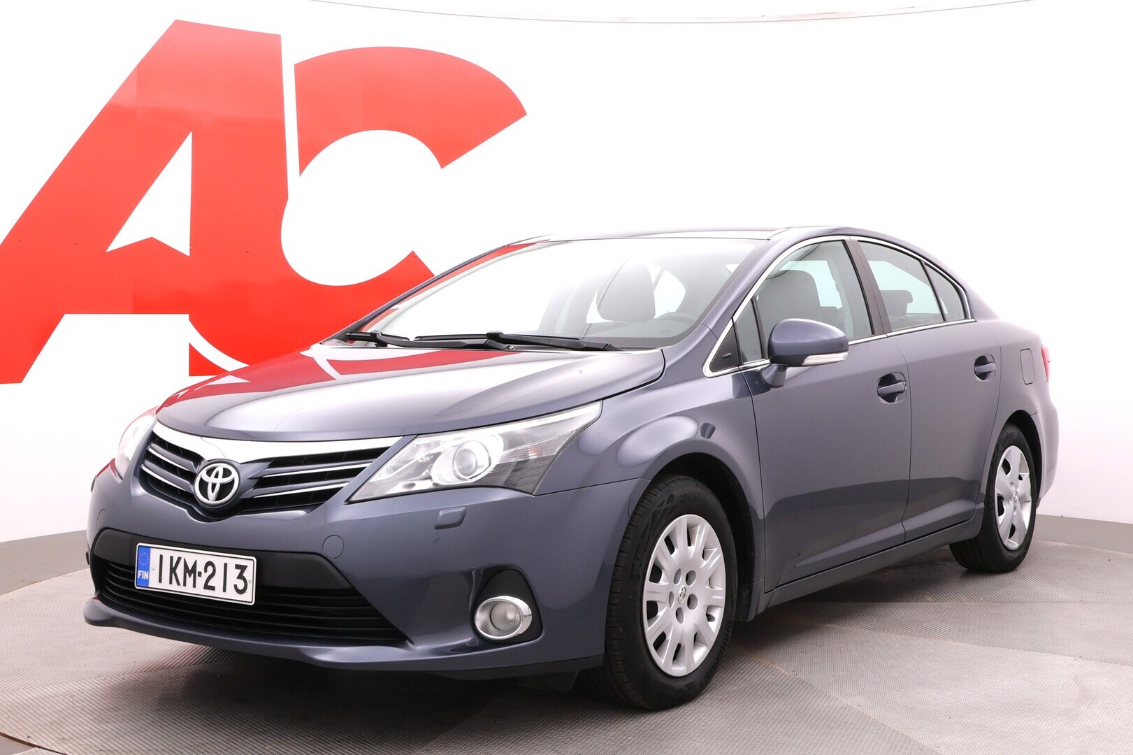 TOYOTA Avensis 2012