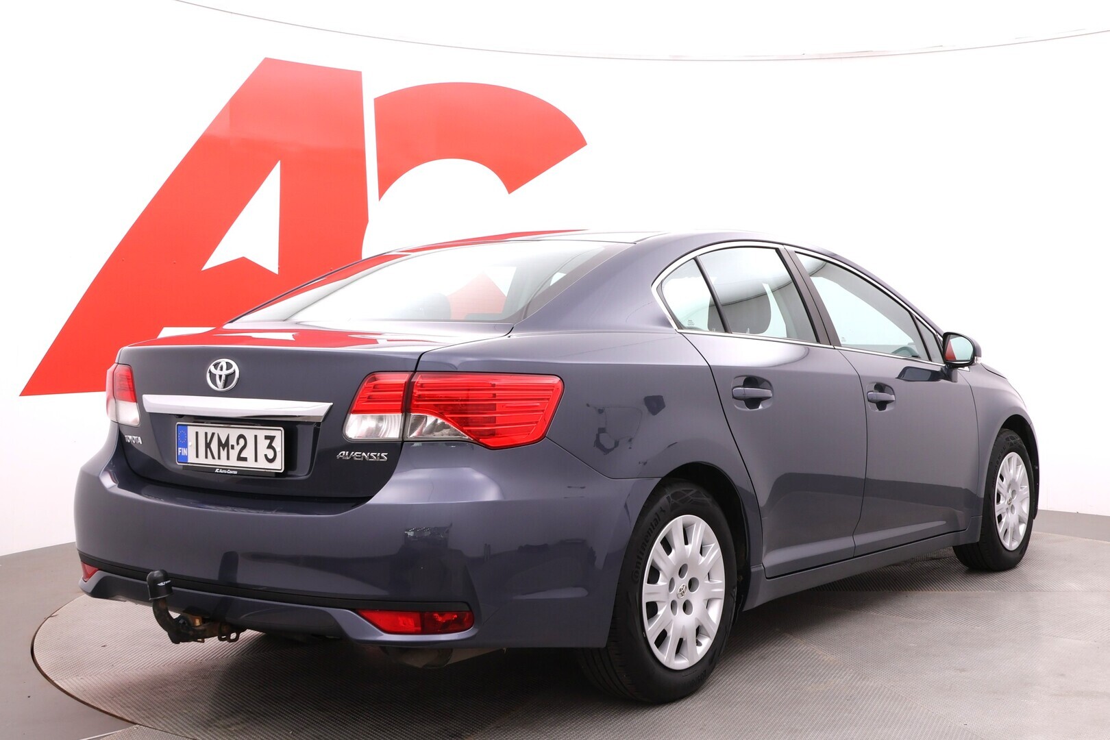 TOYOTA Avensis 2012