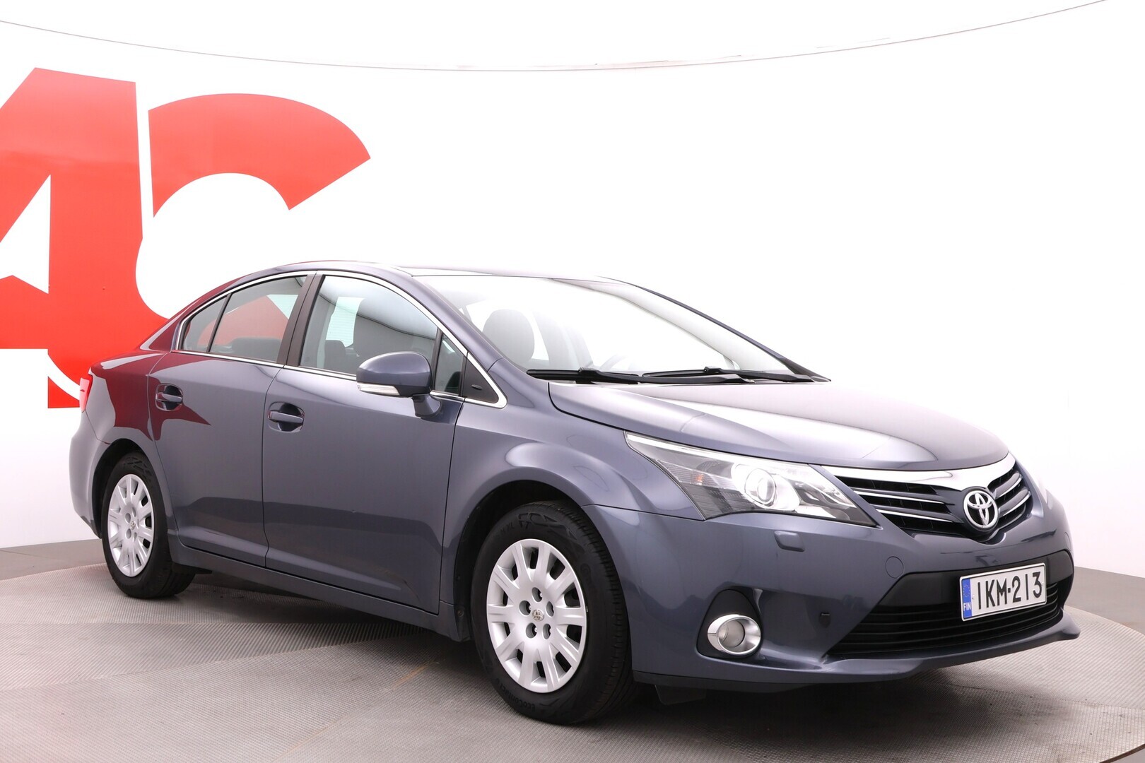 TOYOTA Avensis 2012