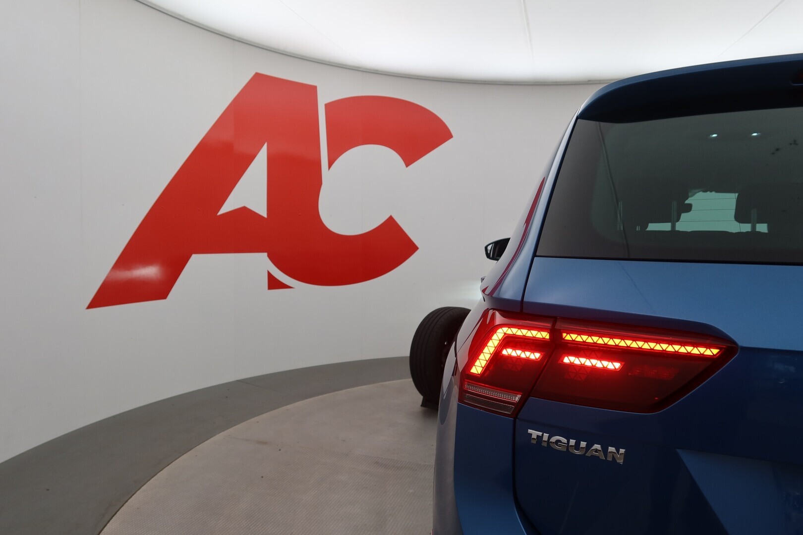 VOLKSWAGEN Tiguan 2017