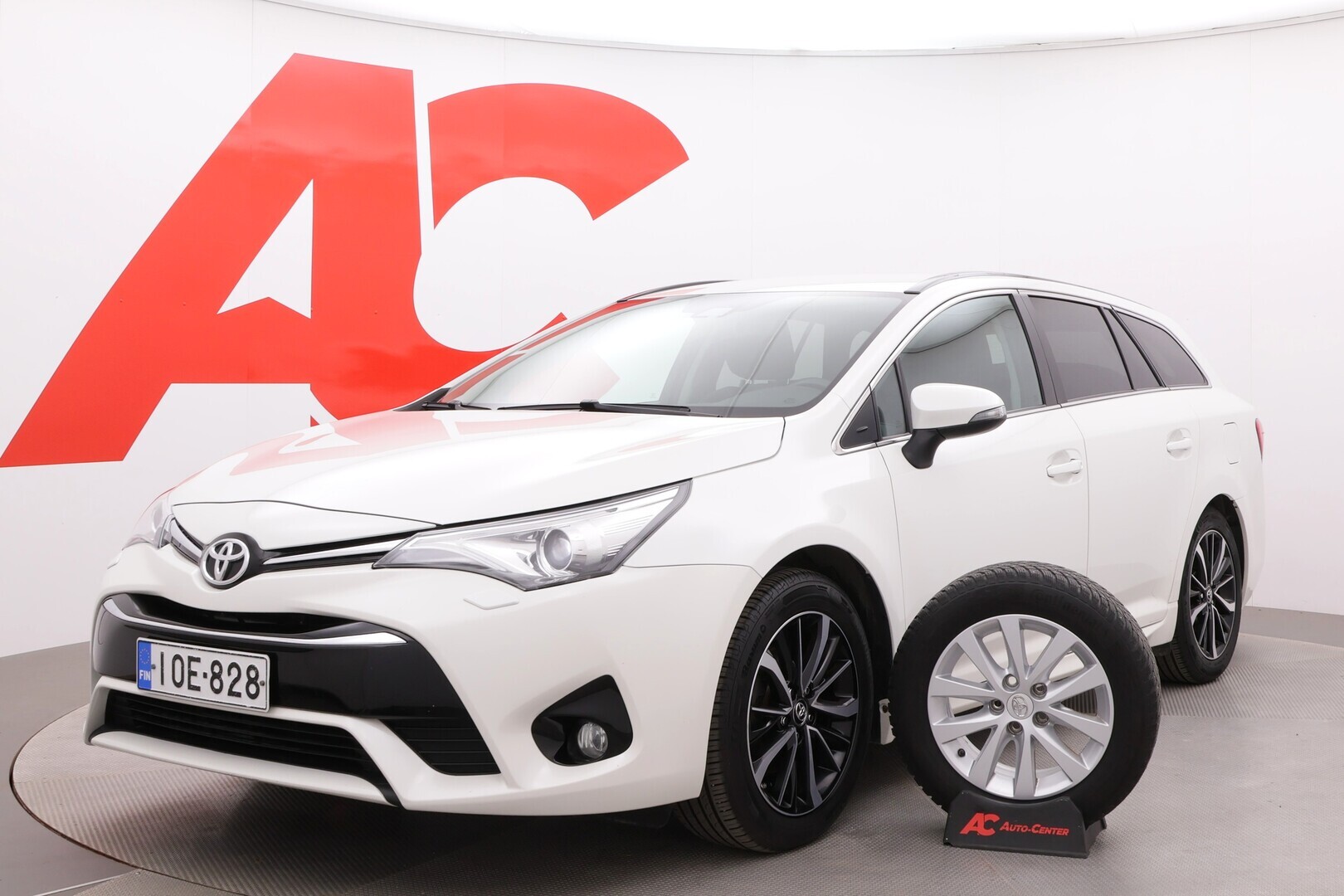 TOYOTA Avensis 2018