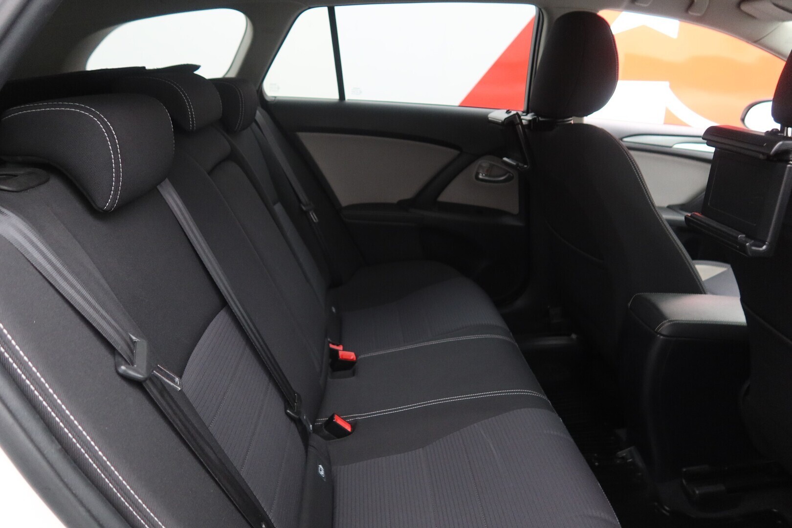 TOYOTA Avensis 2018
