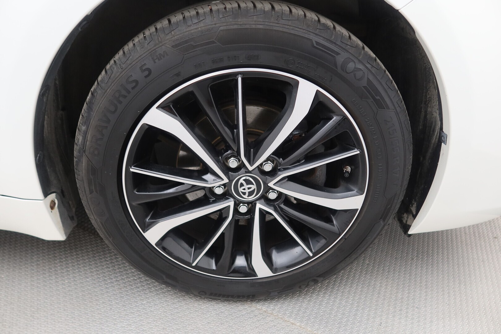 TOYOTA Avensis 2018