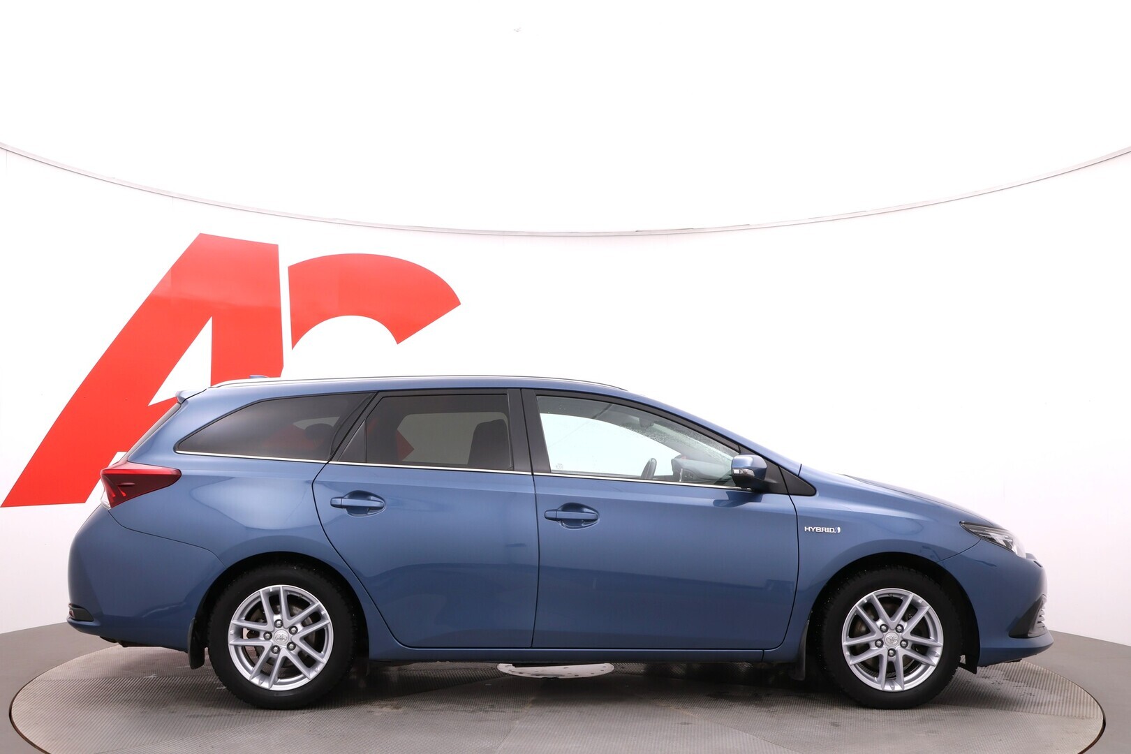 TOYOTA Auris 2018