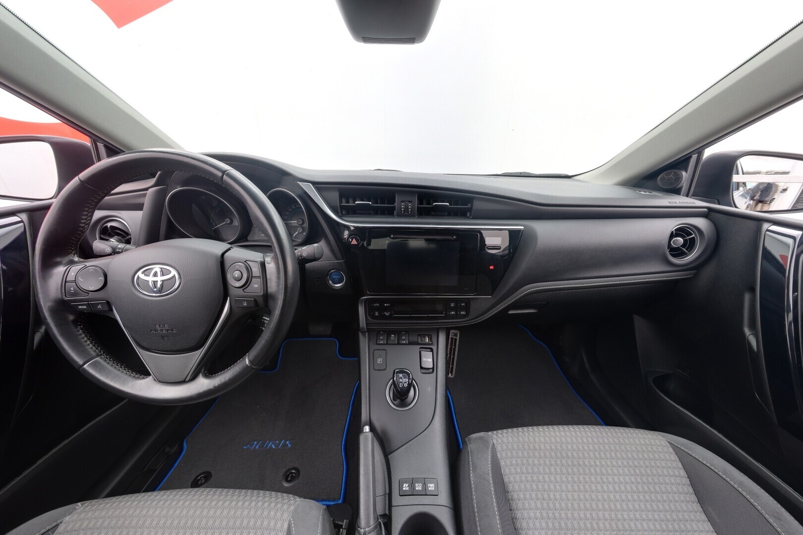 TOYOTA Auris 2018