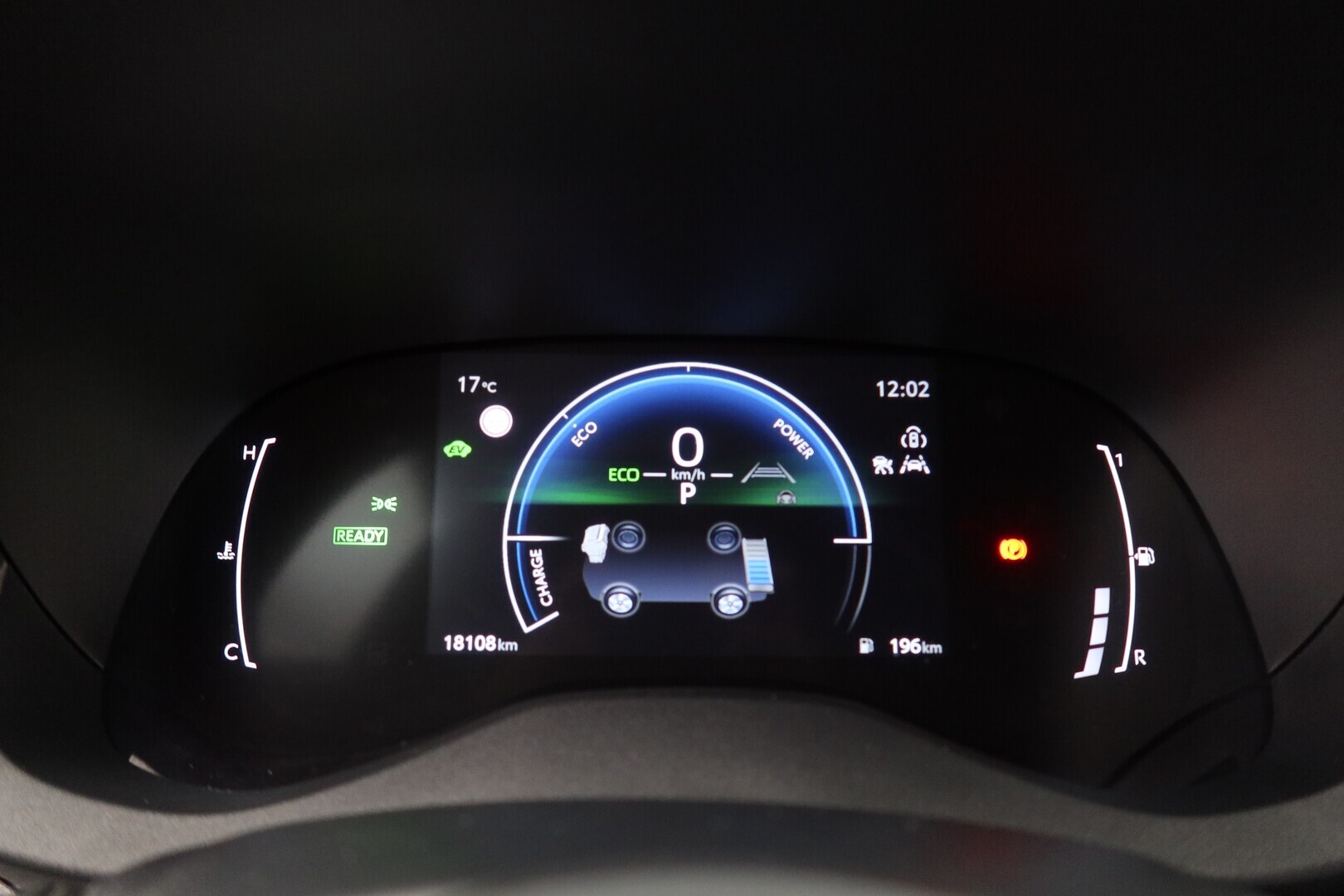 TOYOTA Yaris Cross 2025
