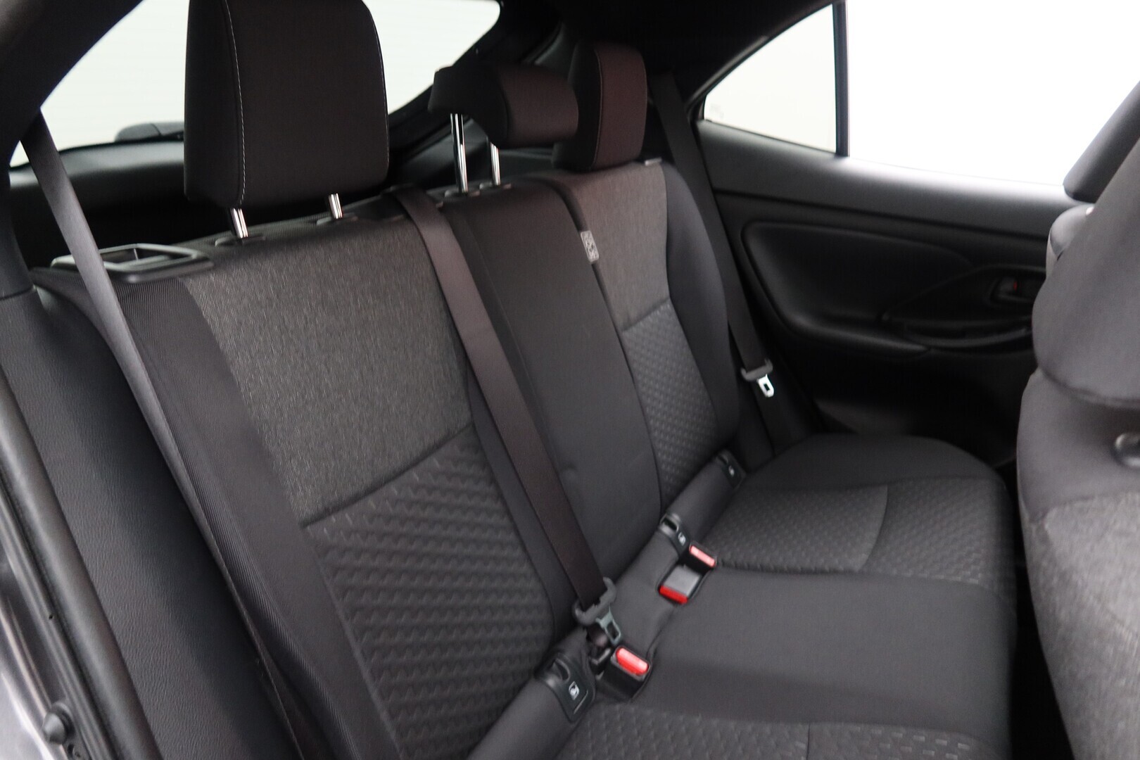 TOYOTA Yaris Cross 2025