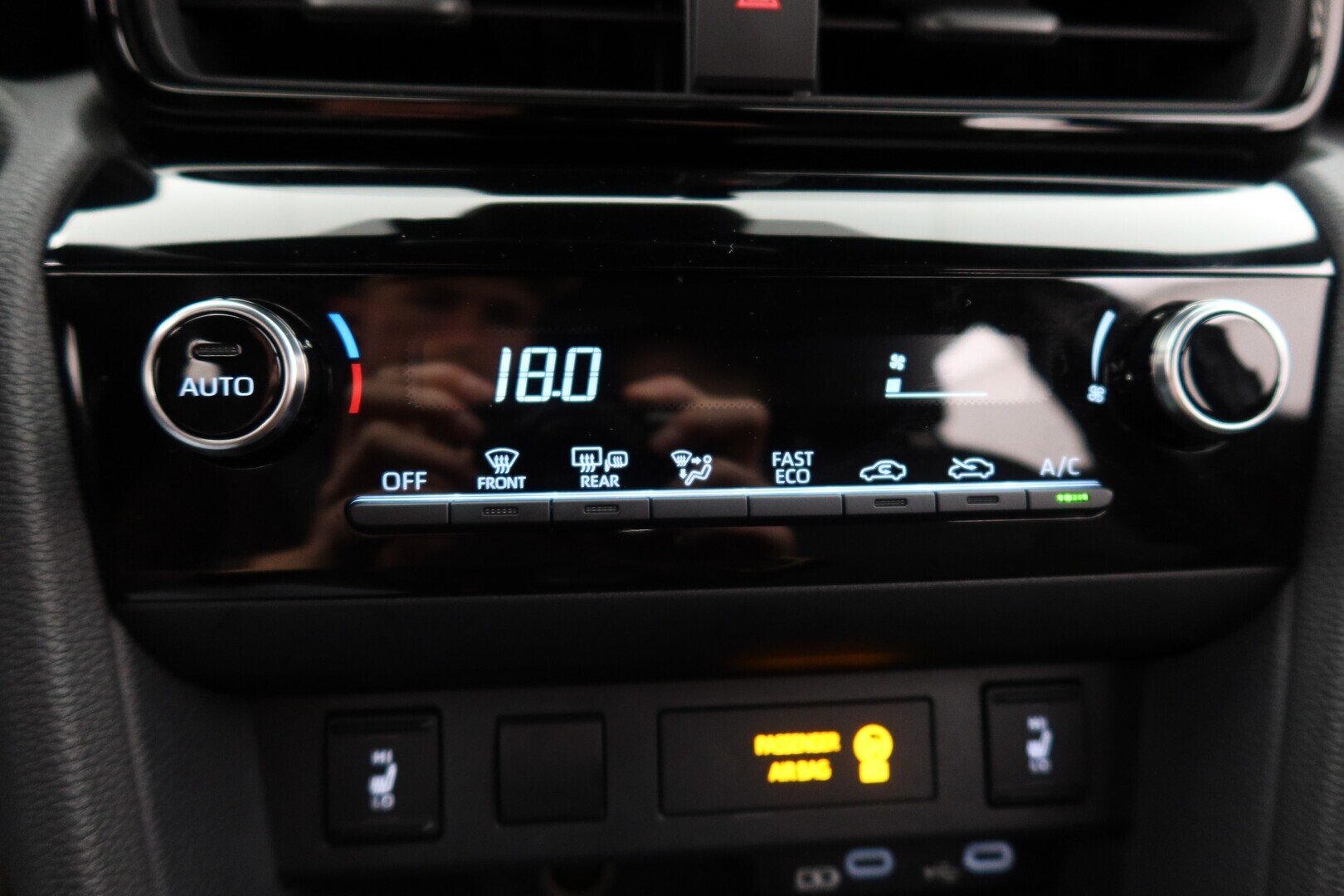 TOYOTA Yaris Cross 2025