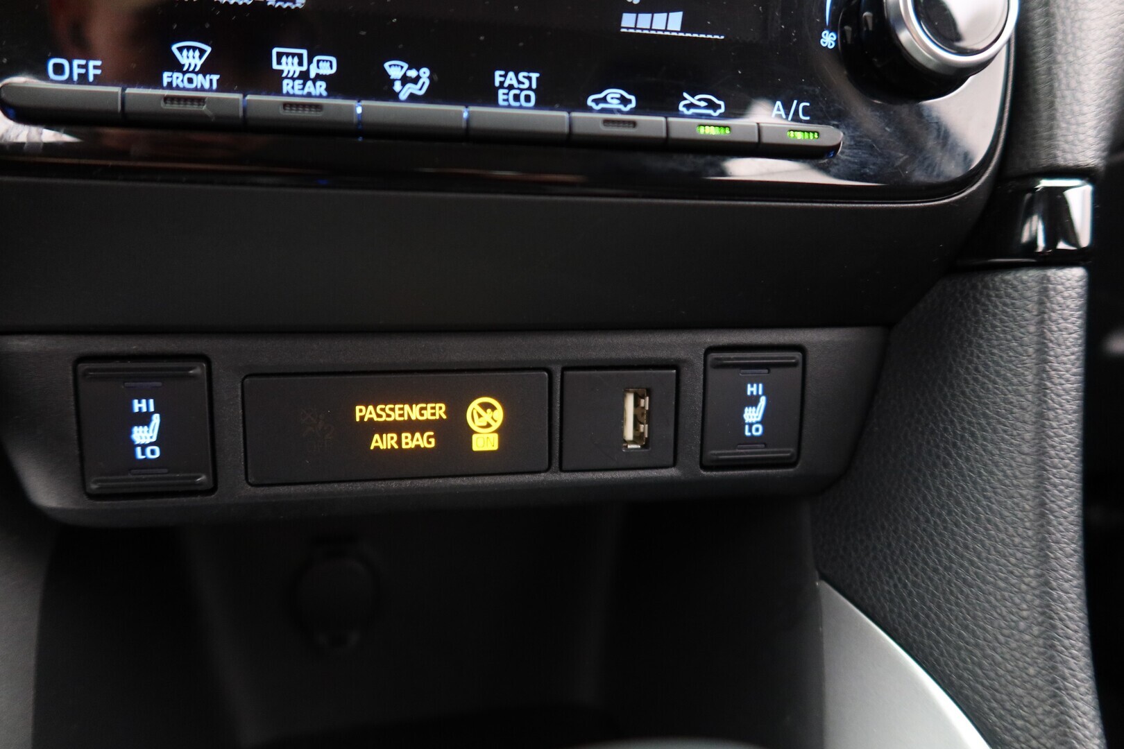 TOYOTA Yaris 2020