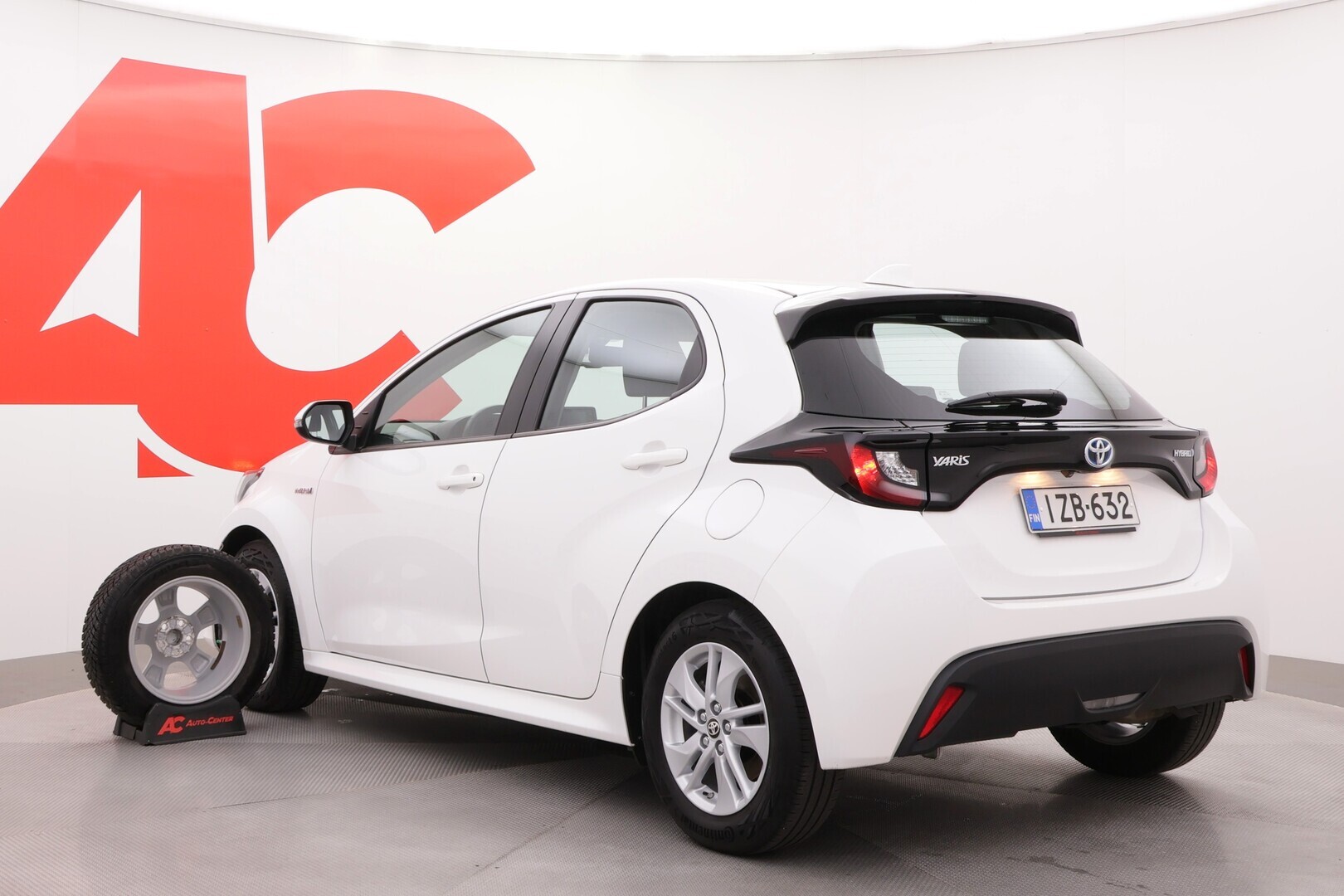 TOYOTA Yaris 2020