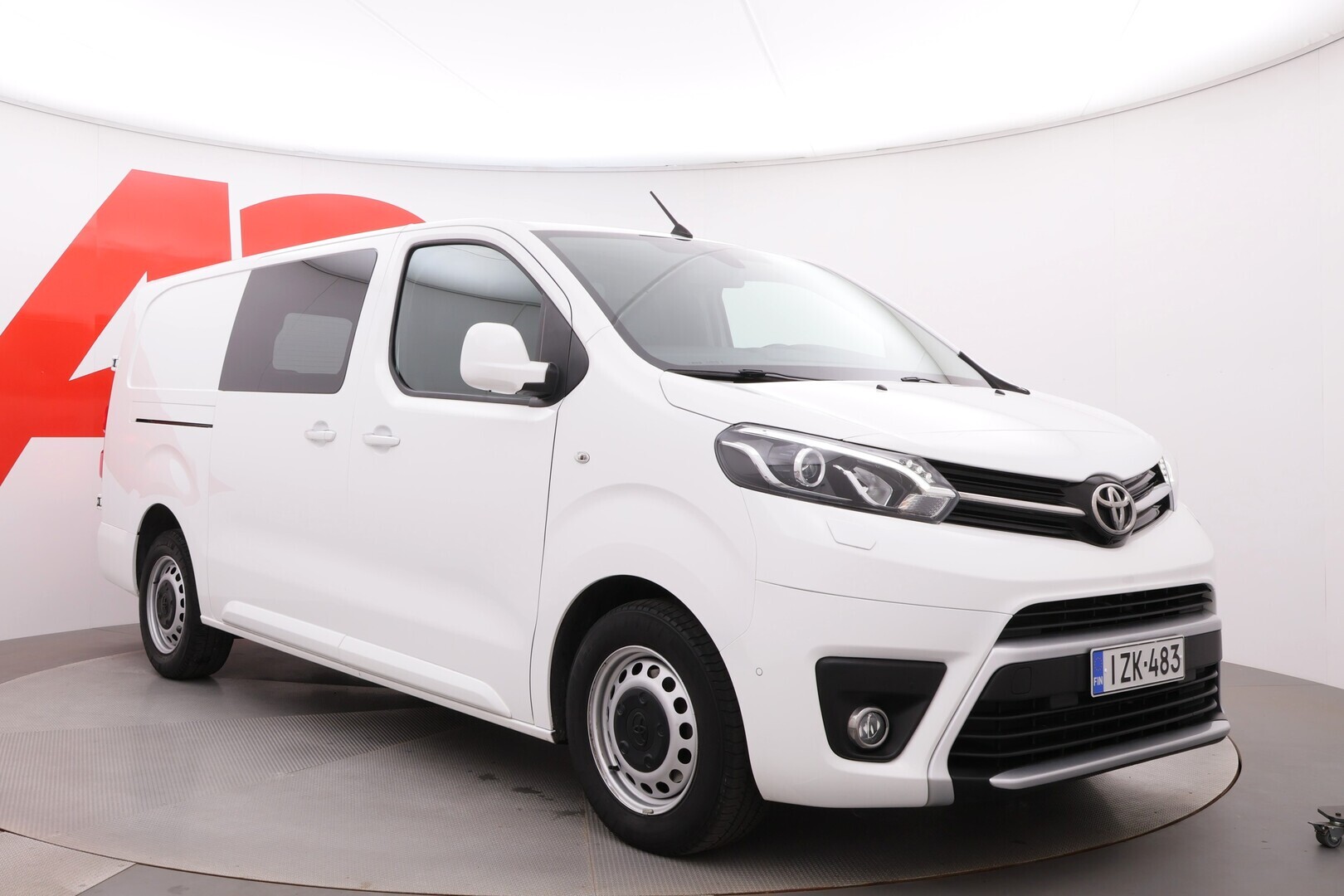 TOYOTA Proace 2021