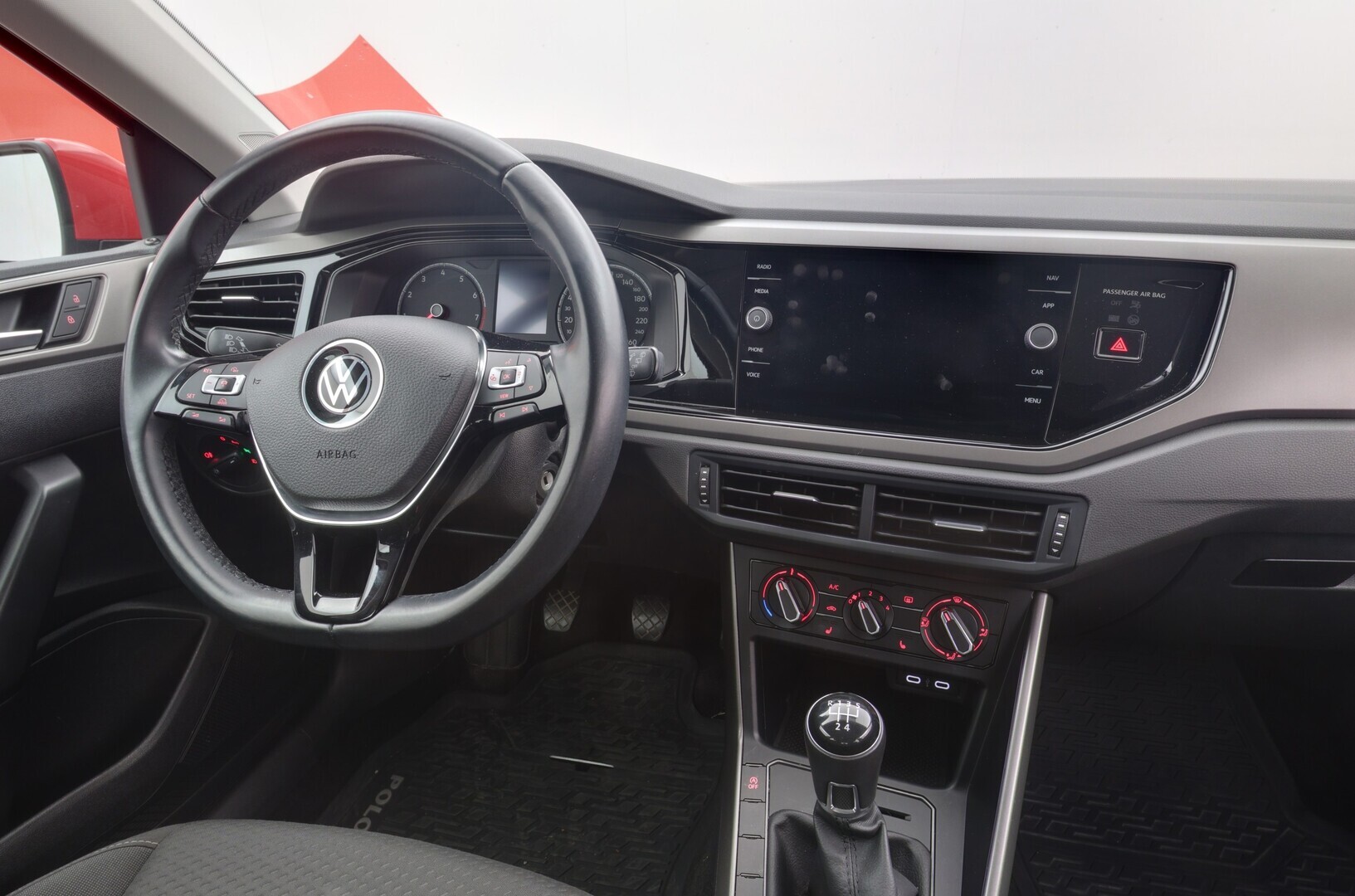 VOLKSWAGEN Polo 2021