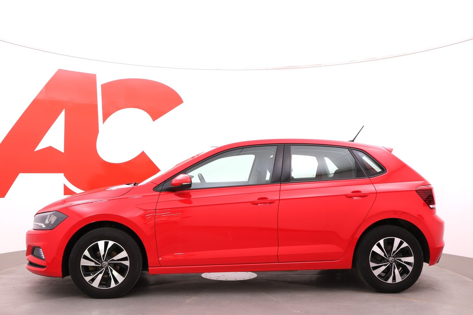VOLKSWAGEN Polo 2021