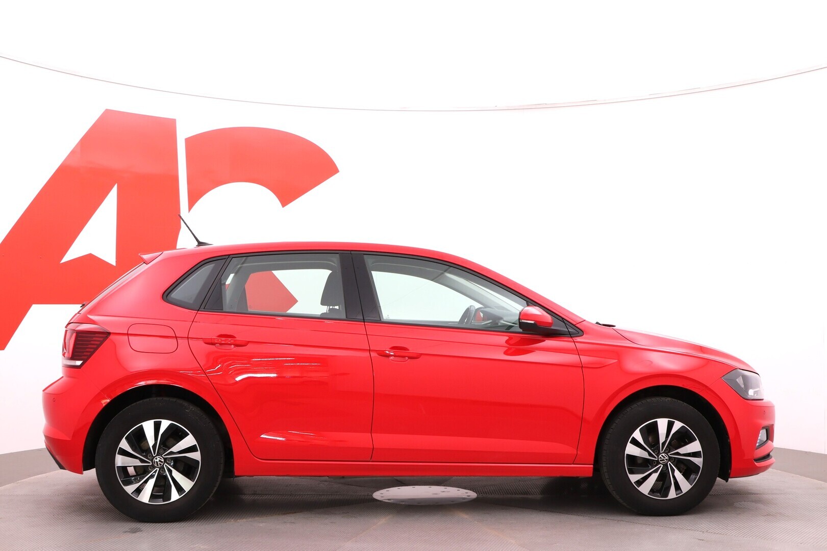 VOLKSWAGEN Polo 2021