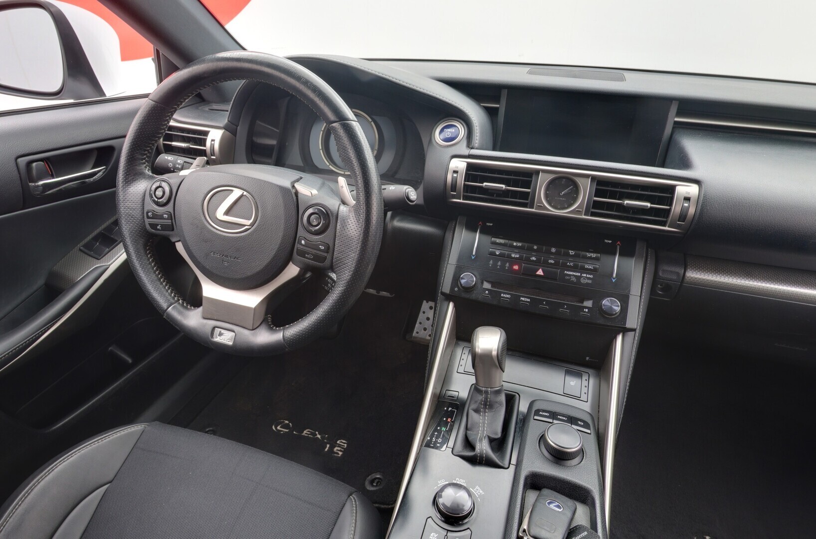 LEXUS IS 2013