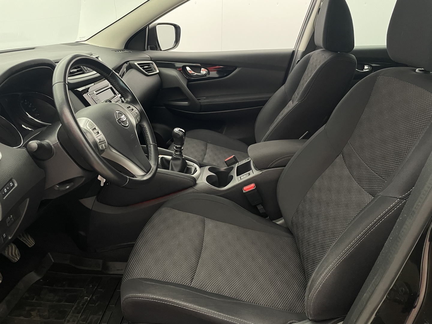 NISSAN Qashqai 2017