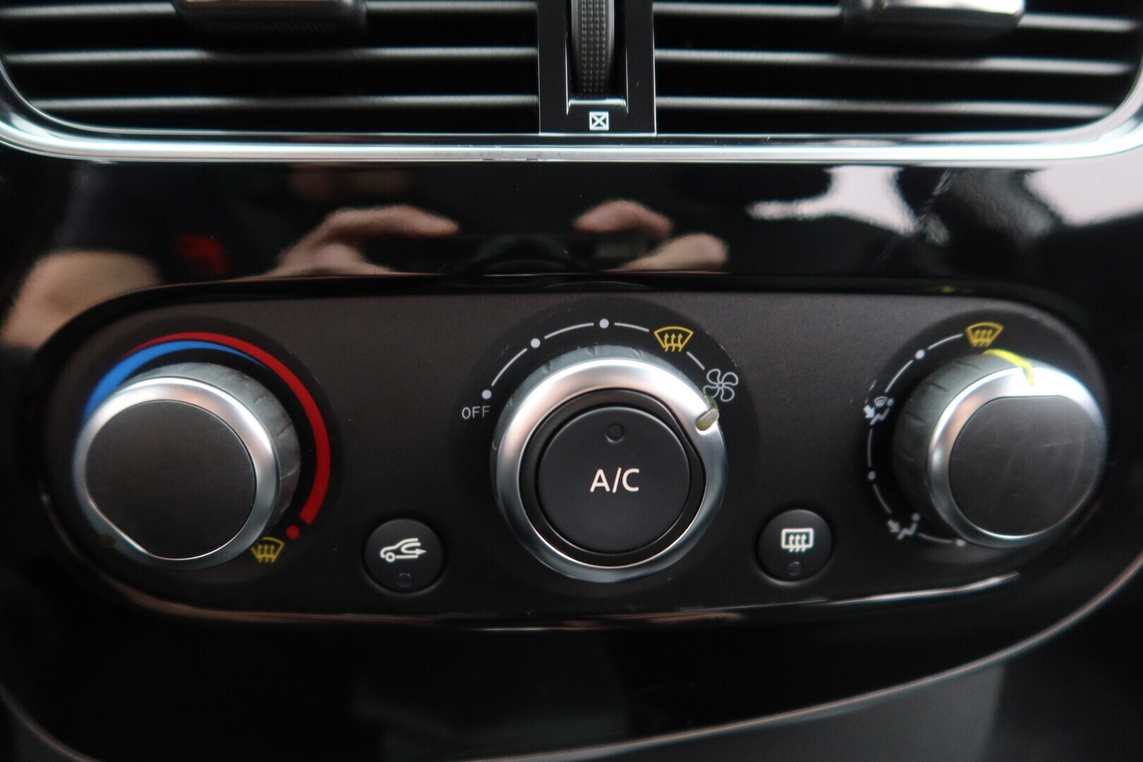 RENAULT Clio 2018