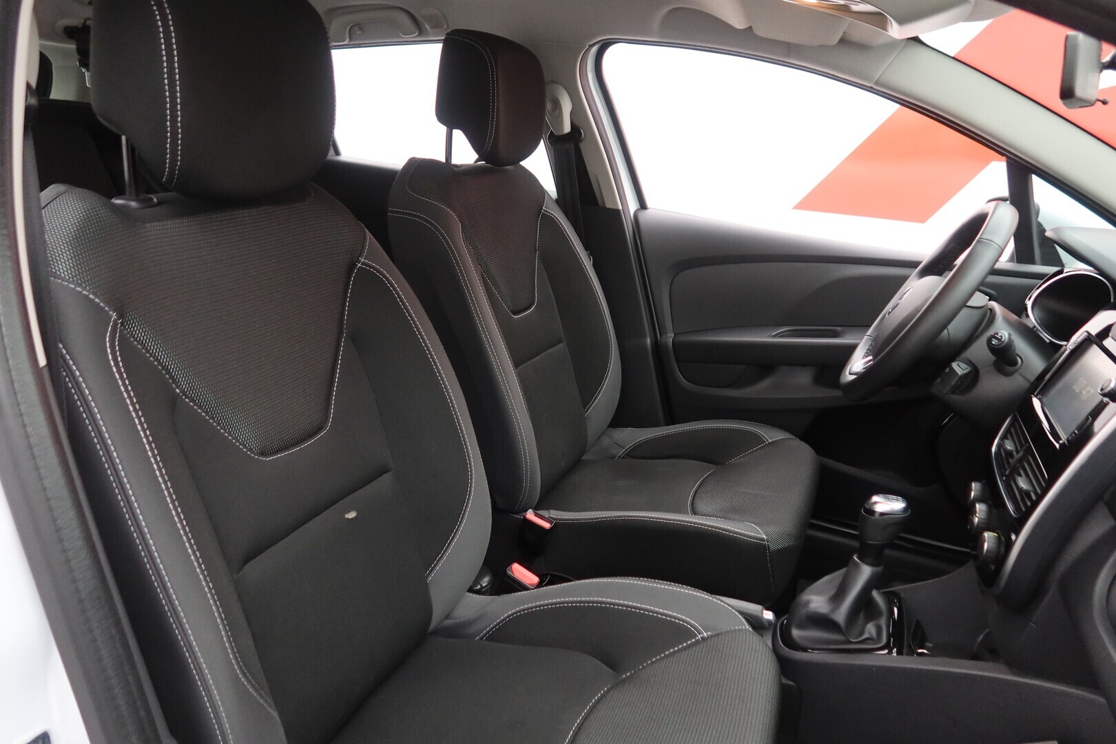 RENAULT Clio 2018